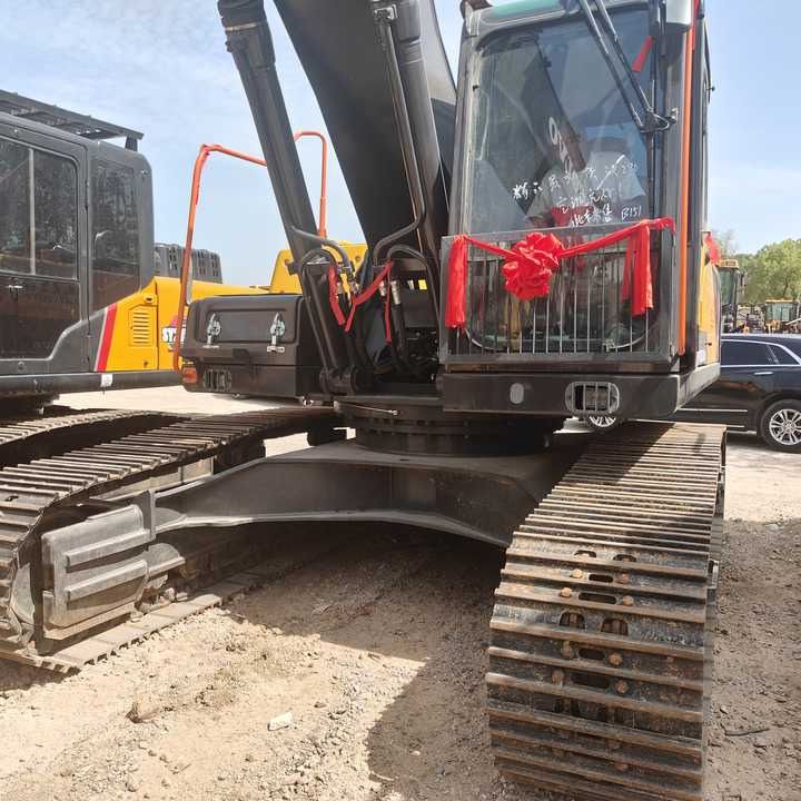 Volvo EC290 Crawler Excavator