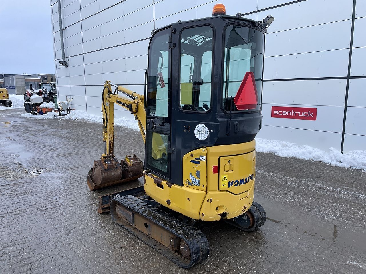 2018 Komatsu PC16R-3 Mini Excavator
