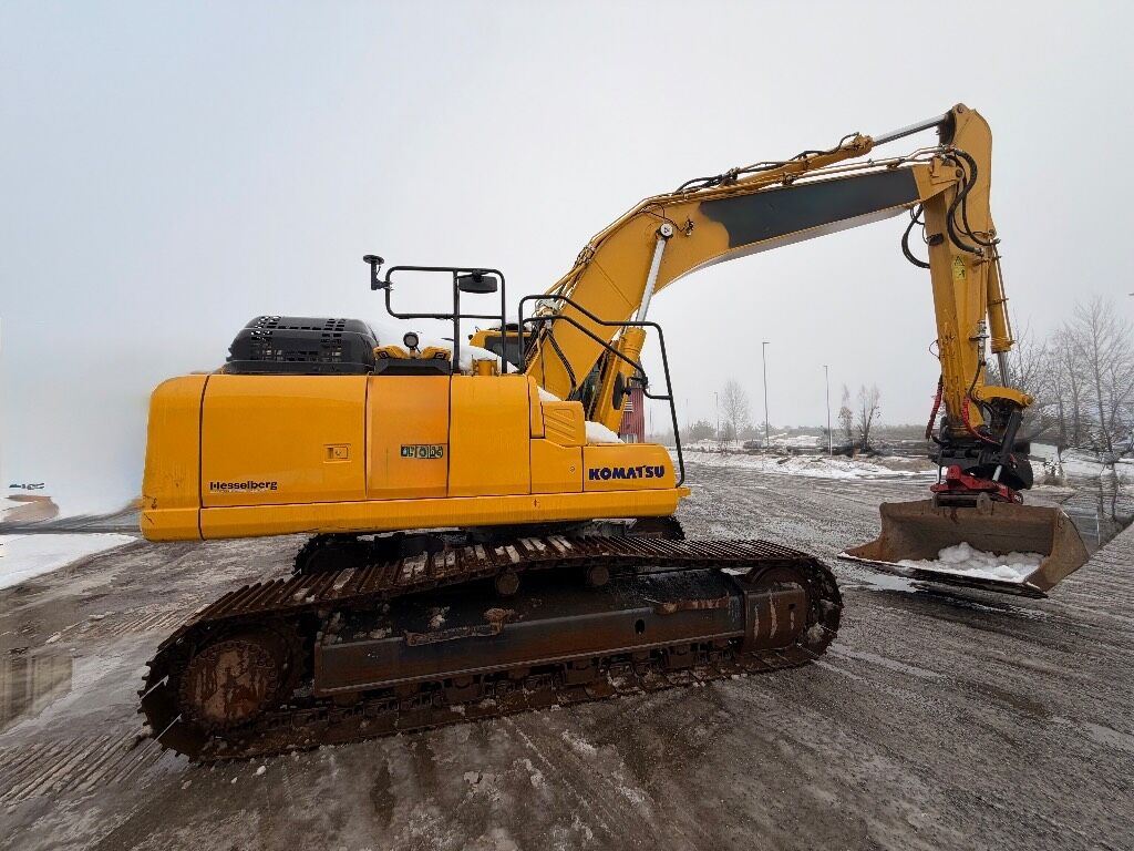 2023 Komatsu PC290LC-11 Crawler Excavator
