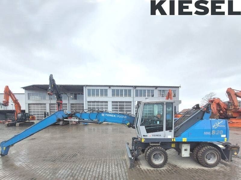 2014 Fuchs MHL 820 D E Material Handler