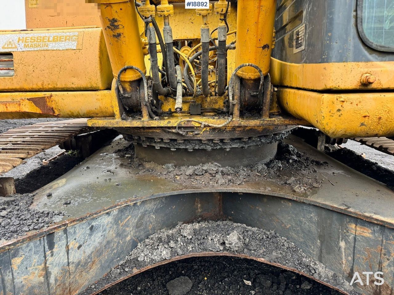 2001 Komatsu PC240LC-6K Crawler Excavator