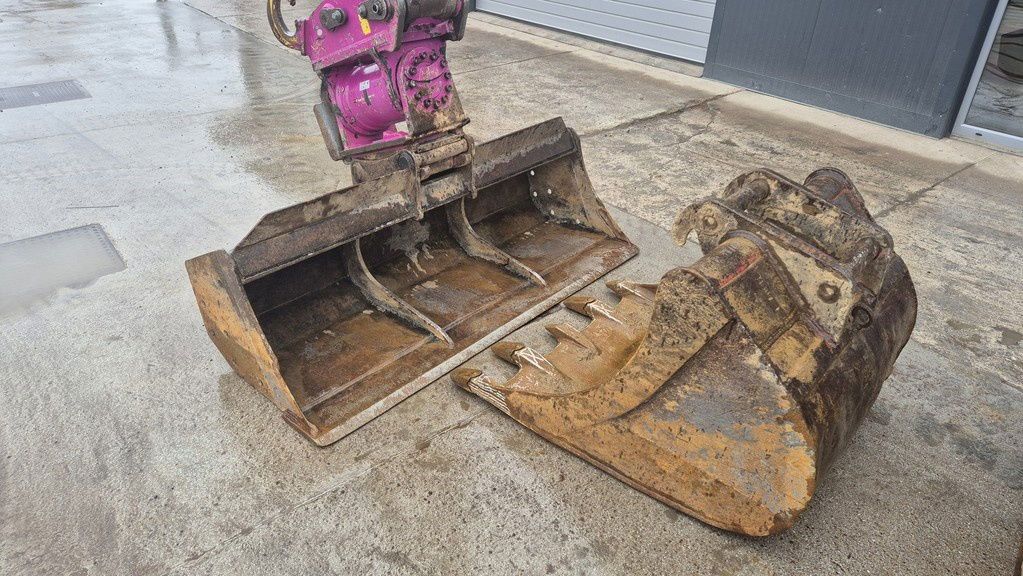2012 Takeuchi TB1140 Crawler Excavator