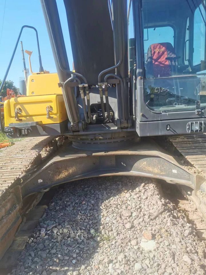 2022 Volvo EC290BLC