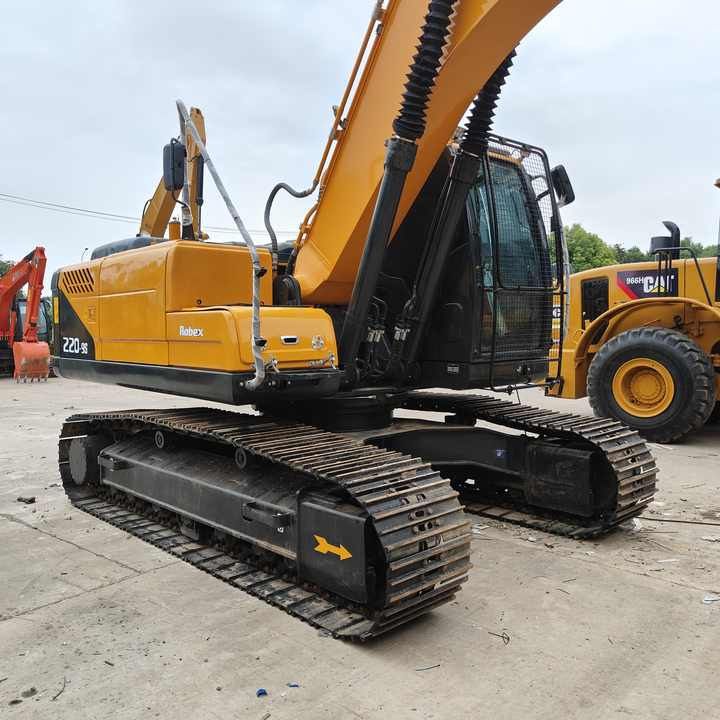2022 Hyundai R220LC-9S Crawler Excavator