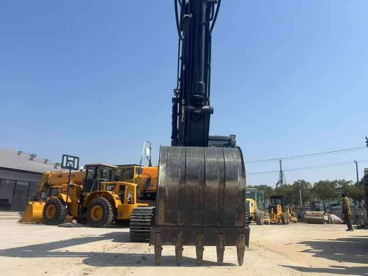 2024 Hyundai HX220L Crawler Excavator