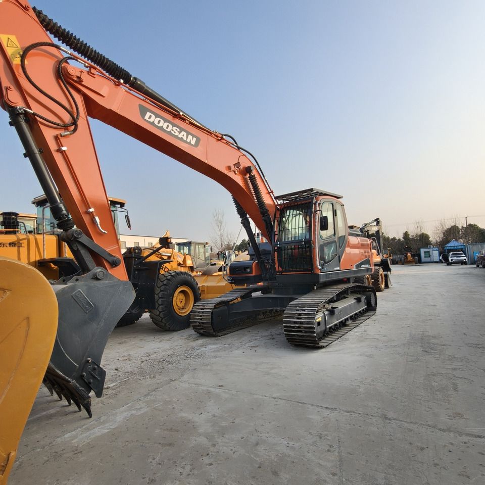 2024 Doosan DX225LCA Crawler Excavator