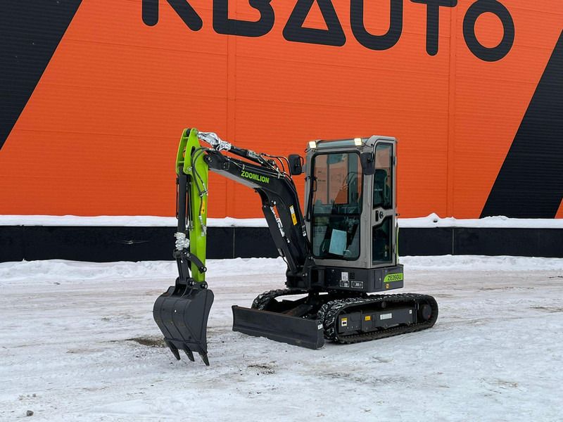 2025 Zoomlion ZE26GU Mini Excavator
