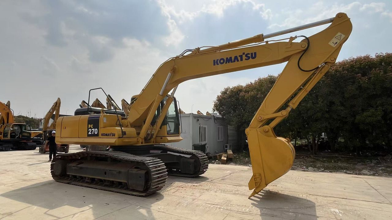 2023 Komatsu PC270-8 Crawler Excavator