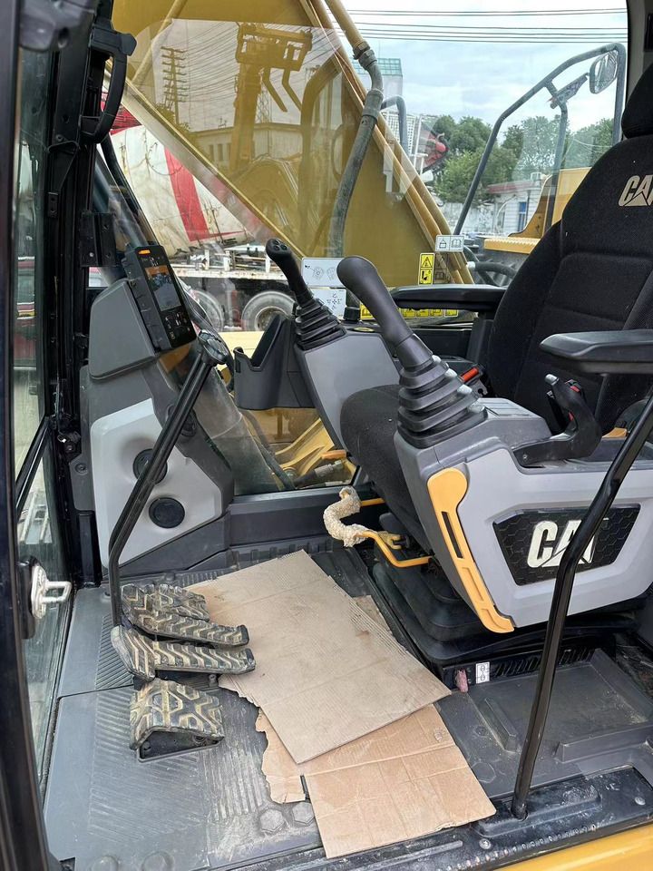 2022 Caterpillar 320GC Crawler Excavator