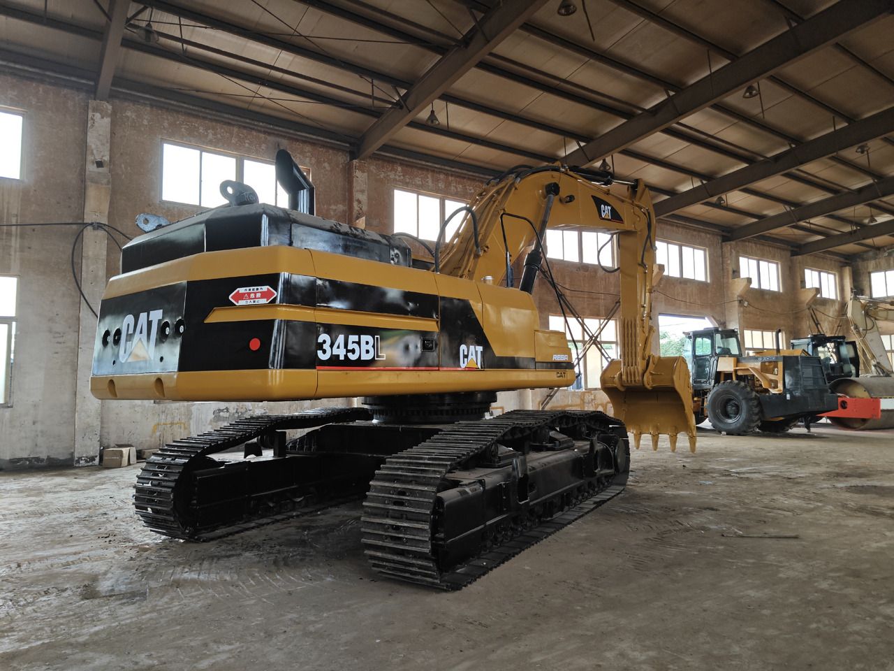 Caterpillar 345B Crawler Excavator