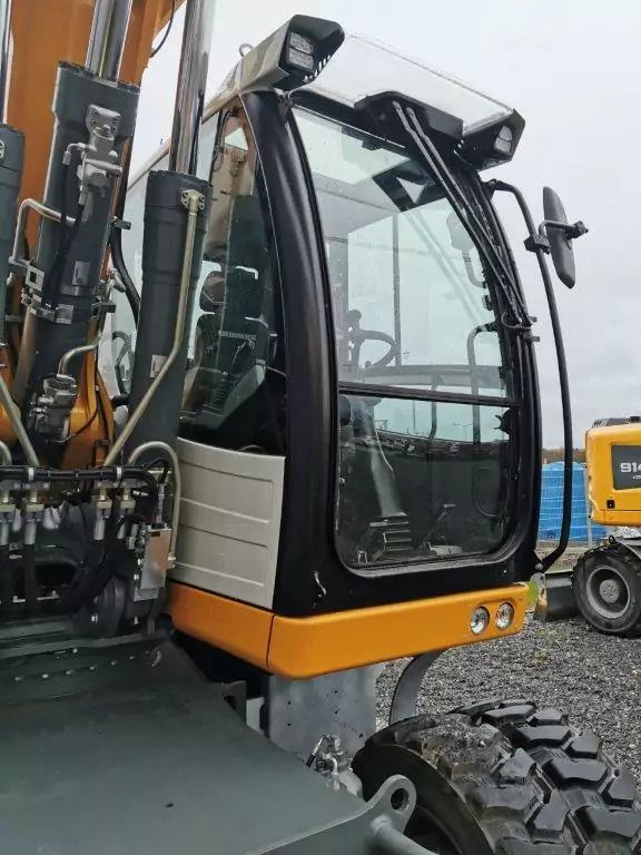 2023 Liebherr A920LITRONIC G6.0-D Crawler Excavator