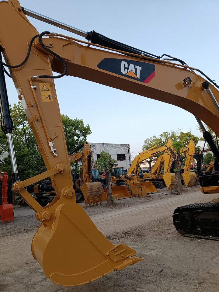 2024 Caterpillar 320D2 Crawler Excavator