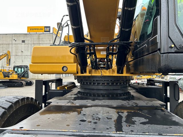 2022 Caterpillar MH3040-07A Material Handler