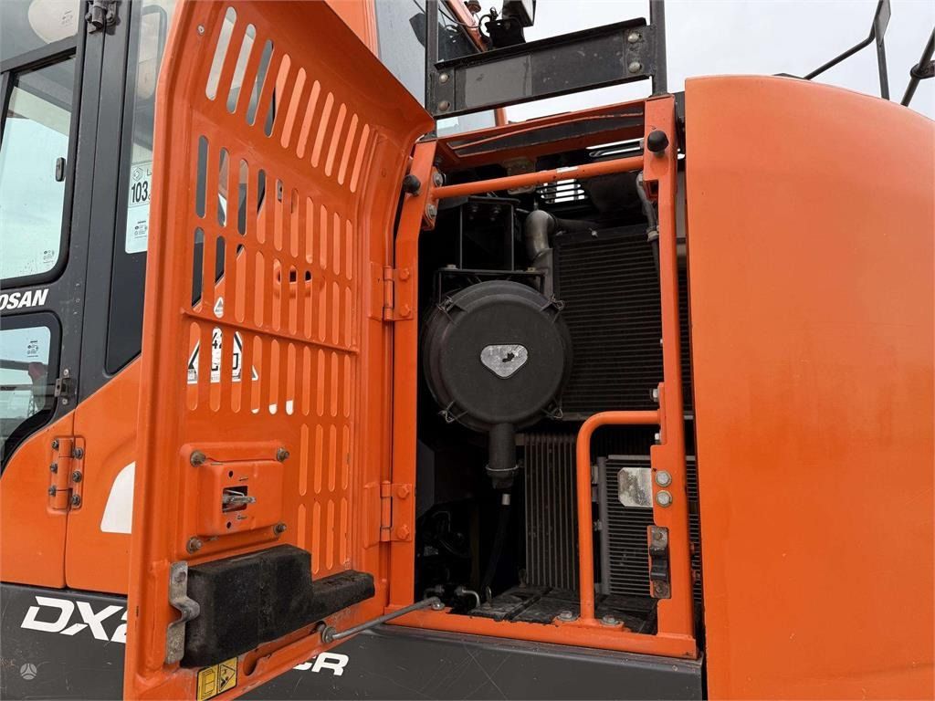 2015 Doosan DX235LCR-5 Crawler Excavator