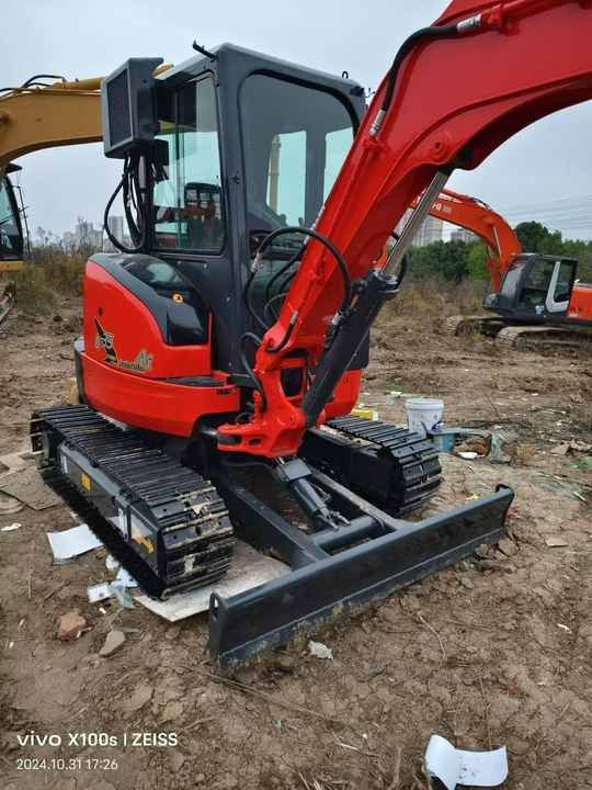 Kubota U25 Mini Excavator