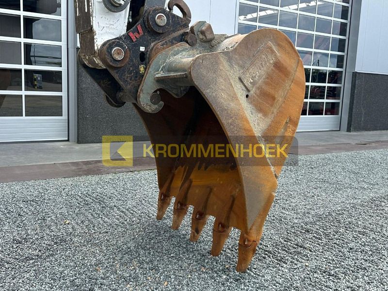 2018 Liebherr R946LC