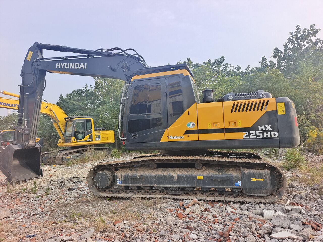2025 Hyundai HX225HD Crawler Excavator