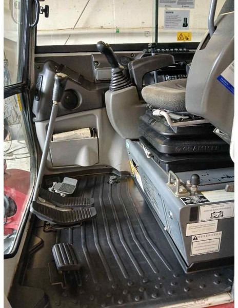2016 Takeuchi TB260 Mini Excavator