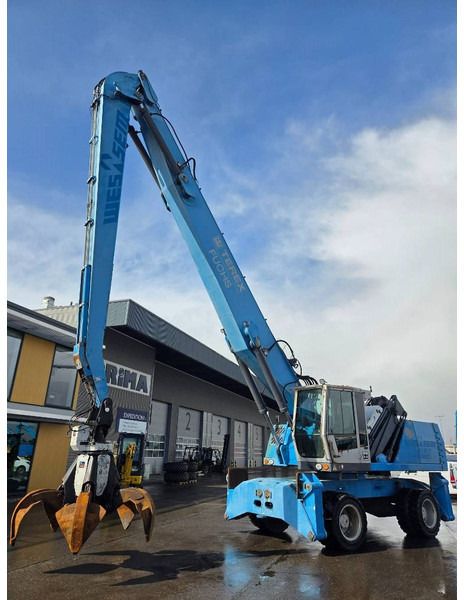 2011 Fuchs MHL360 D Material Handler