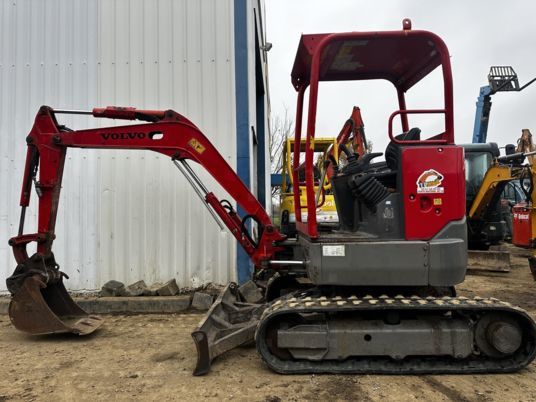 2017 Volvo ECR25D Mini Excavator