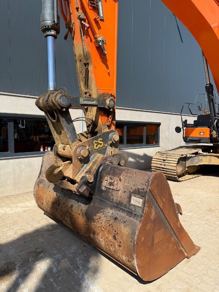 2018 Doosan DX340LC Crawler Excavator