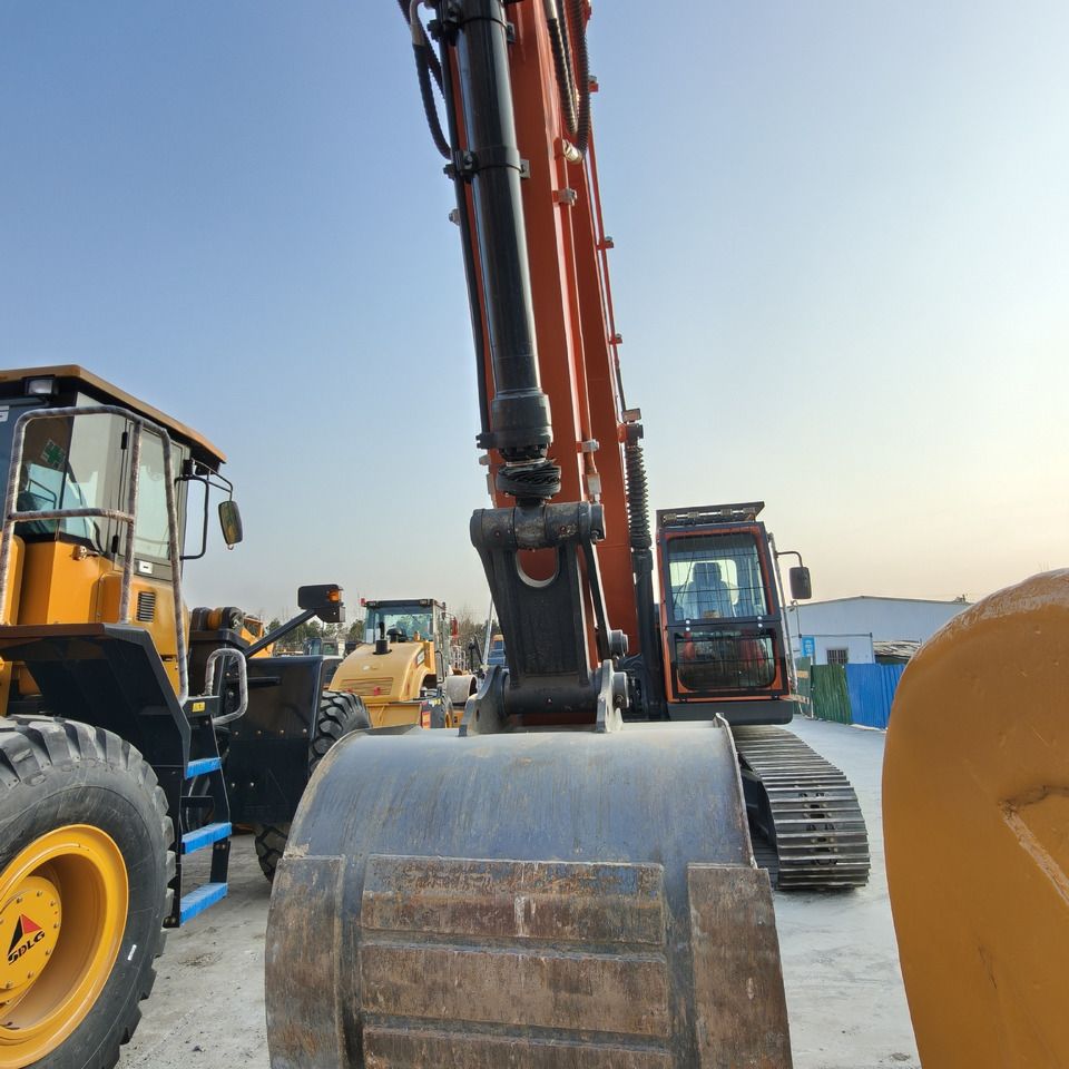 2024 Doosan DX225LCA Crawler Excavator