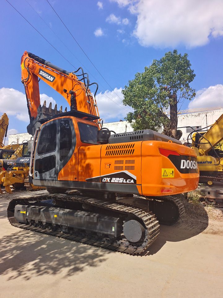 2024 Doosan DX225LCA Crawler Excavator