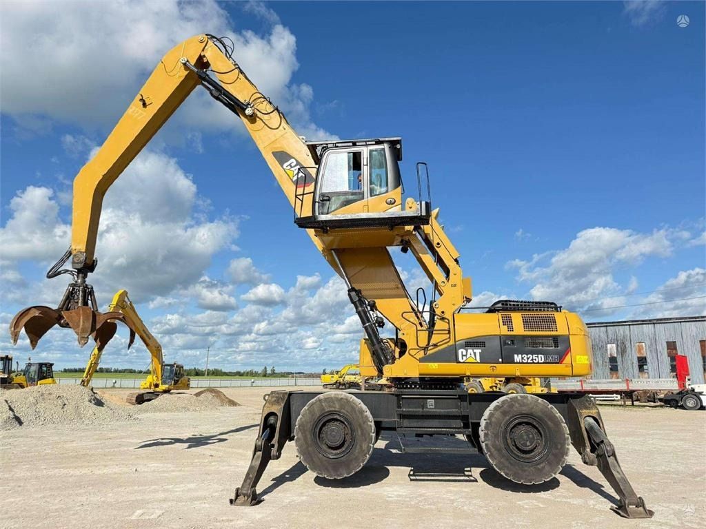 2010 Caterpillar 325DL Wheel Excavator
