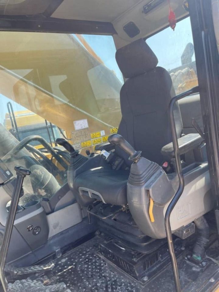 2012 Caterpillar 374DL Crawler Excavator