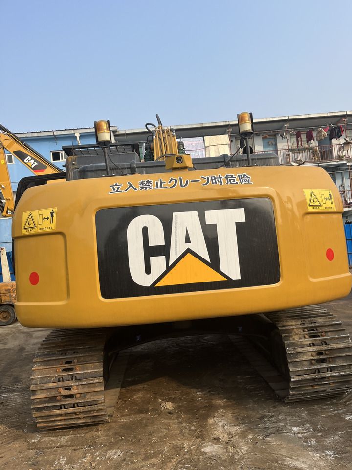 2016 Caterpillar 320D Crawler Excavator