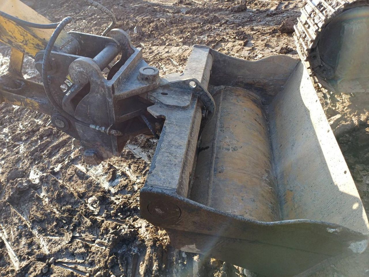 2012 Caterpillar 320EL Crawler Excavator