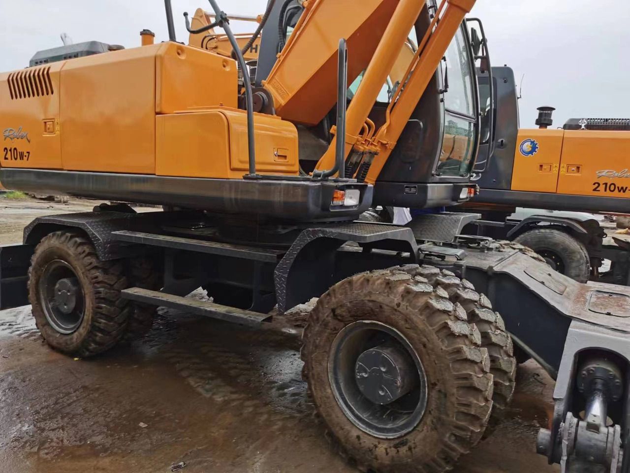 2017 Hyundai R210W-7 Wheel Excavator