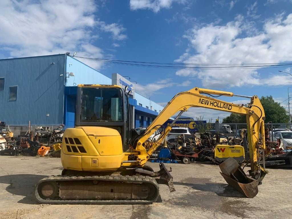 2004 New Holland EH45 Mini Excavator