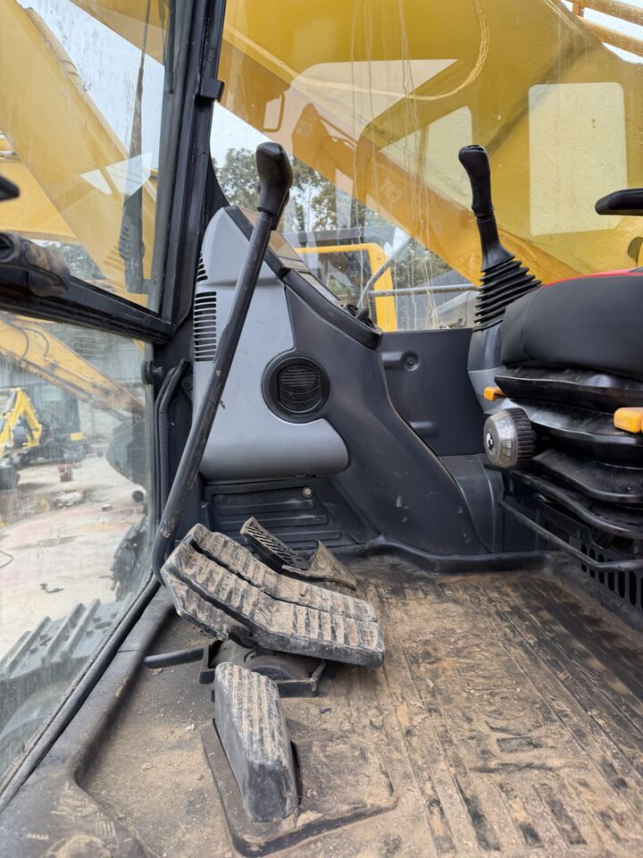 2024 Komatsu PC450-8 Crawler Excavator