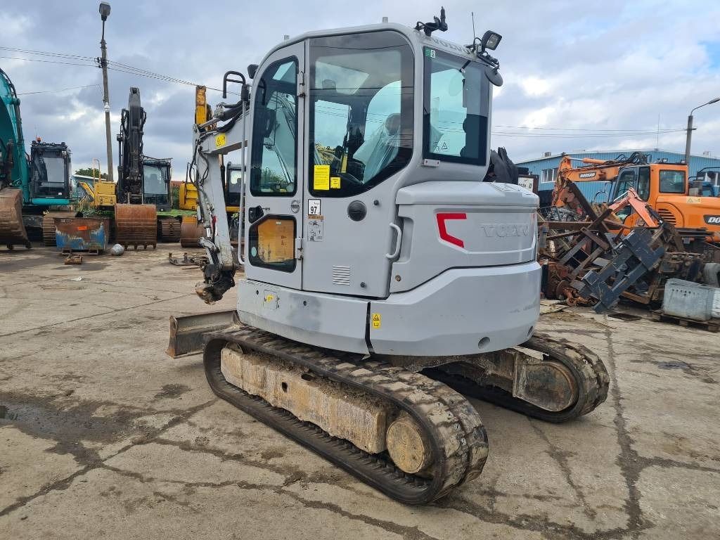 2016 Volvo ECR58D Mini Excavator