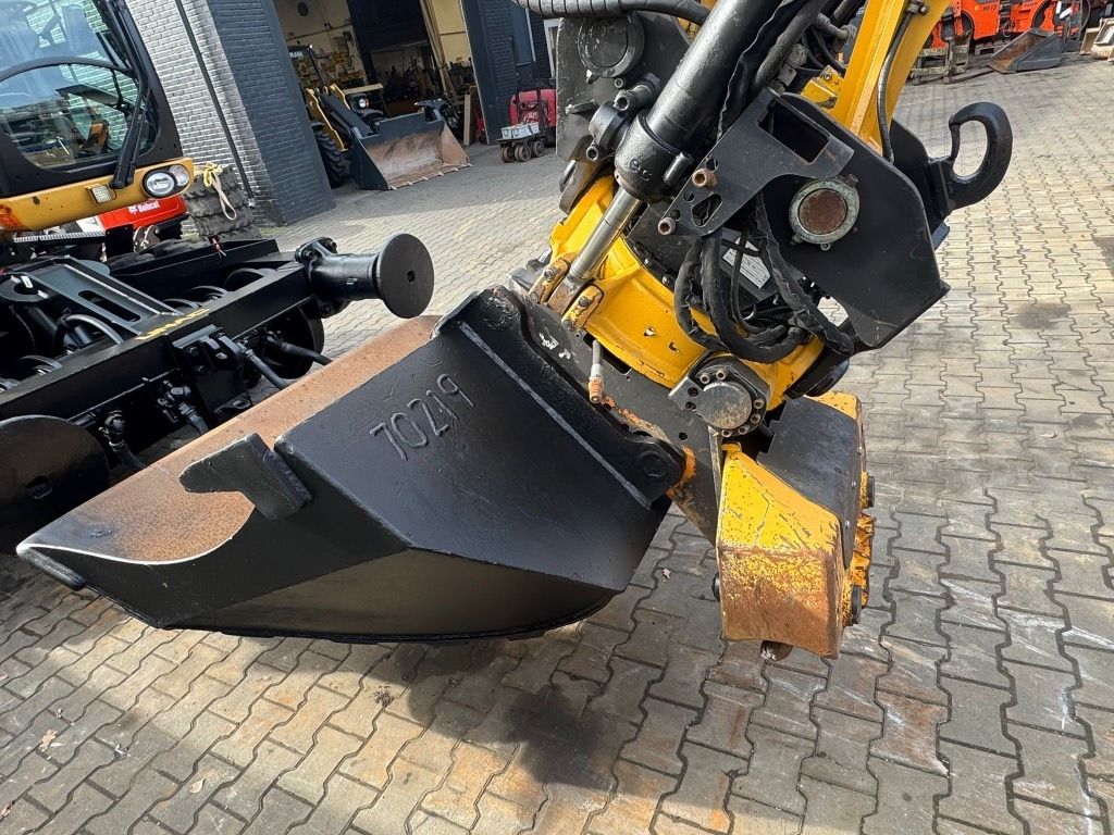 2016 Caterpillar 315 UNAC 22 TTR Wheel Excavator