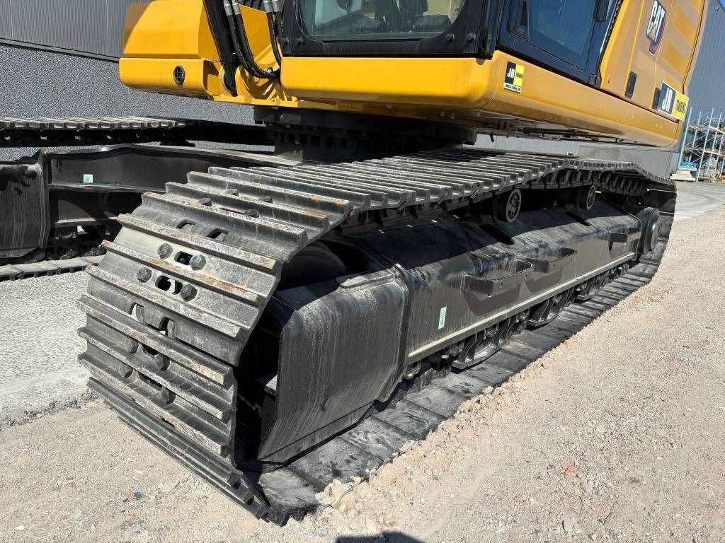 2024 Caterpillar 330GC Crawler Excavator