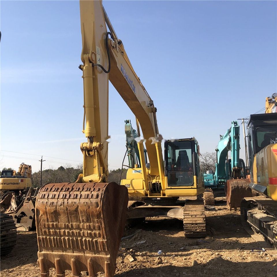 Komatsu PC220 Crawler Excavator