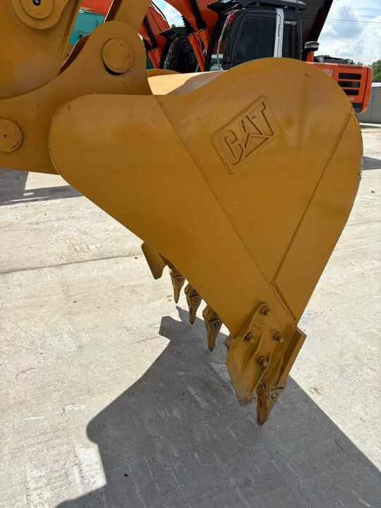Escavadora de Rastos Caterpillar 320D2 de 2024 2024 Caterpillar 320D2 crawler excavator bucket detail