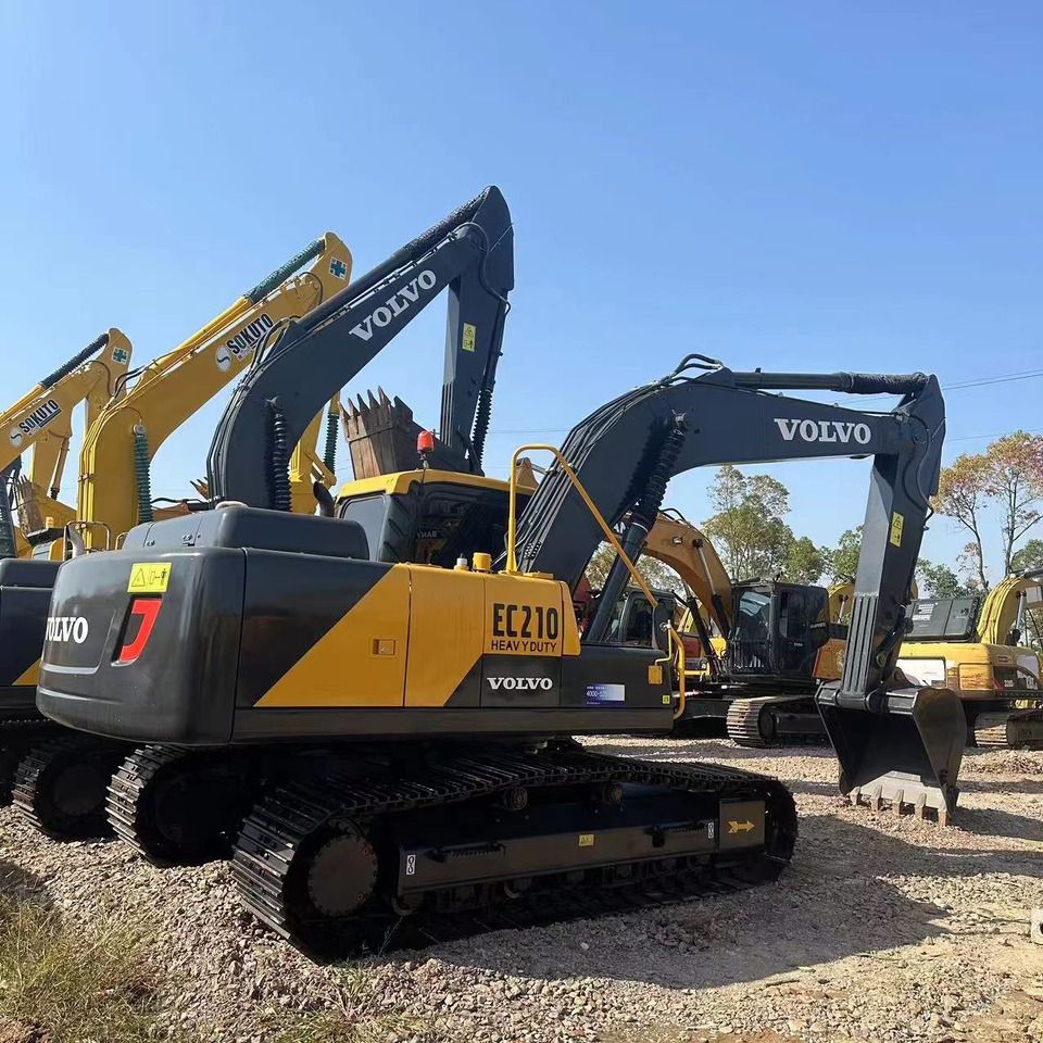 2022 Volvo EC210B Crawler Excavator