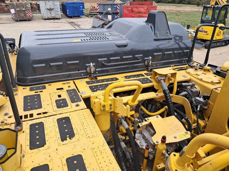 2018 Komatsu HB365LC-3 Crawler Excavator