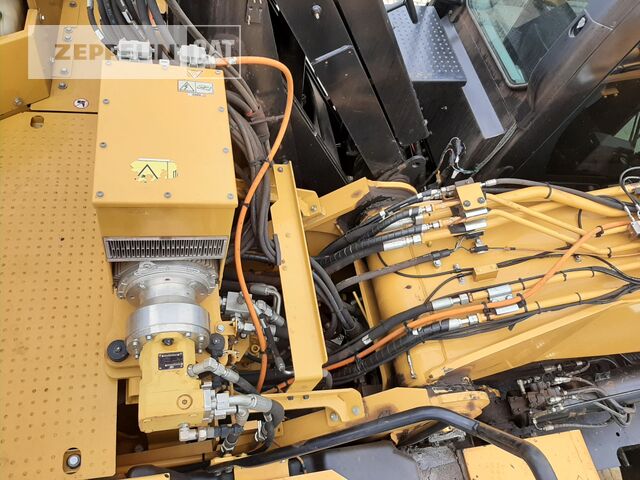 2022 Caterpillar MH3040-07A Material Handler