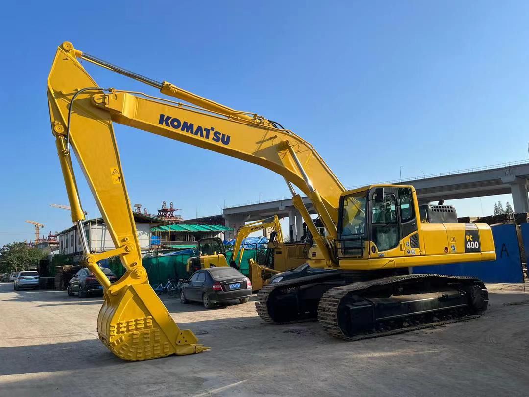 2019 Komatsu PC400-8 Crawler Excavator