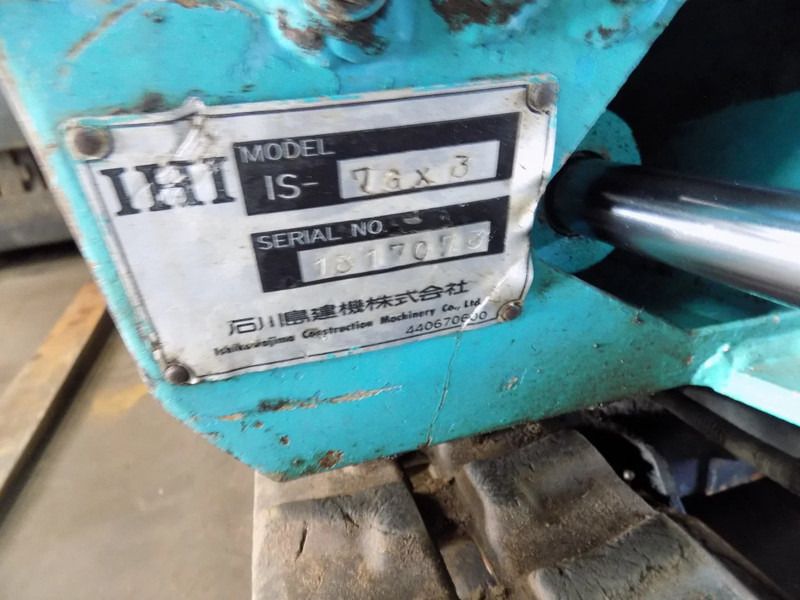IHI Minigraver 2 Cillinder Motor Diesel.