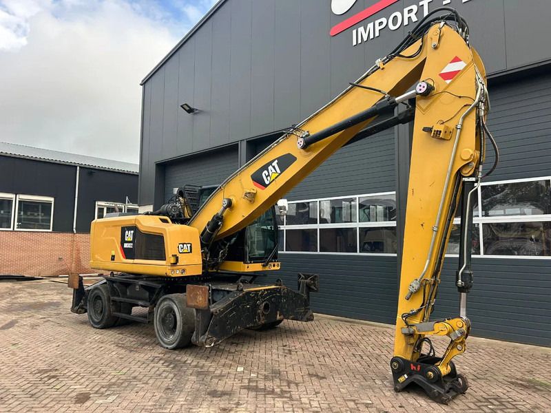 2015 Caterpillar MH3022 Material Handler