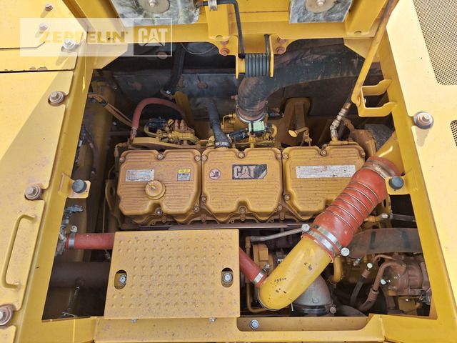 2020 Caterpillar 374FL Crawler Excavator