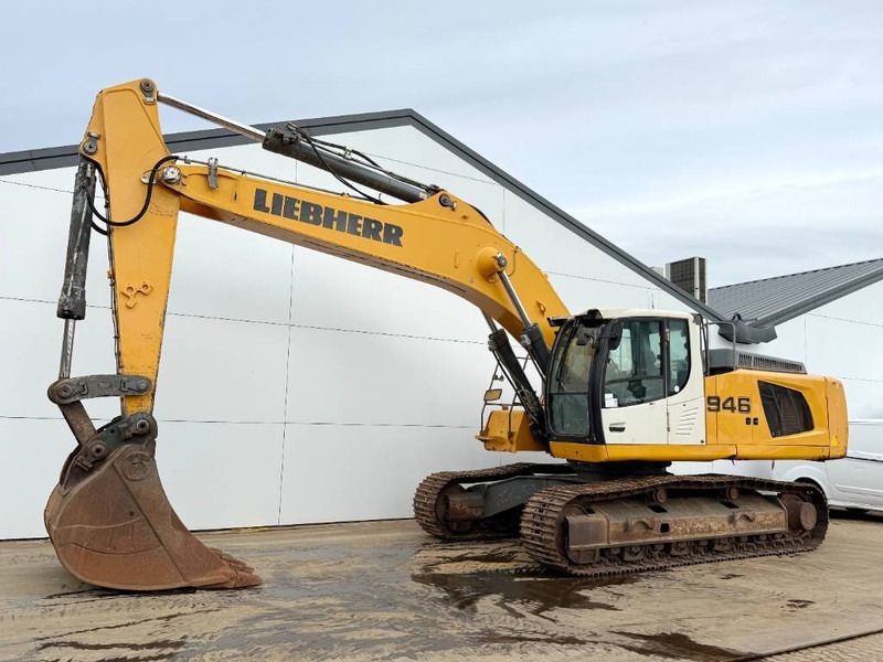 2017 Liebherr R946LC Crawler Excavator