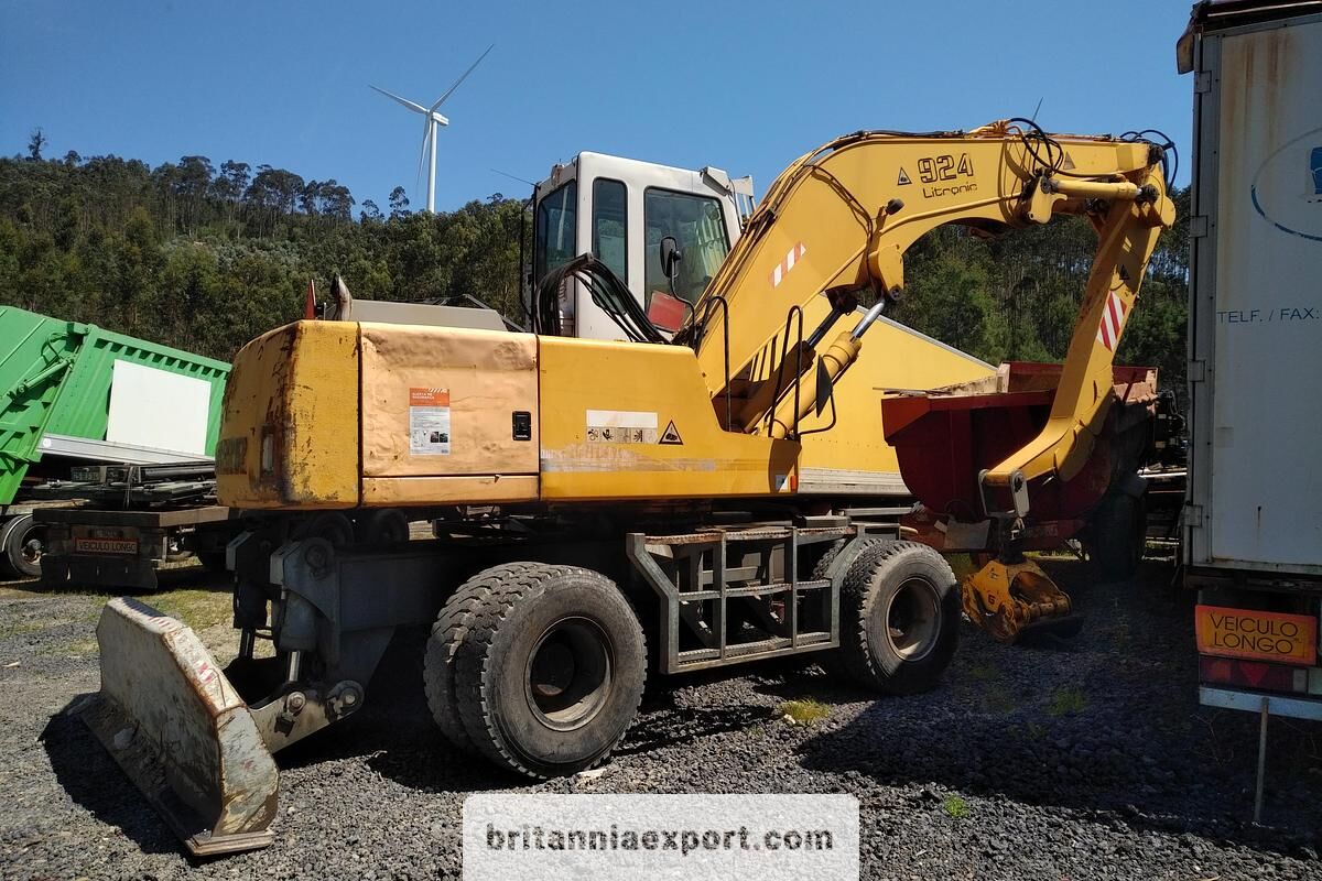 2001 Liebherr A924 LITRONIC Wheel Excavator