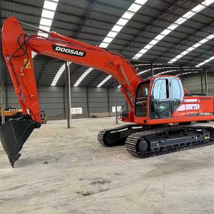 2020 Doosan DX225LC-9C Crawler Excavator