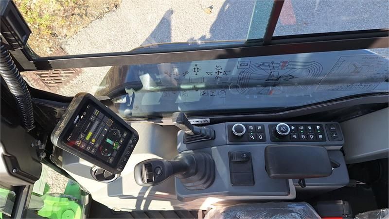 XCMG XE27CR-EV Mini Excavator